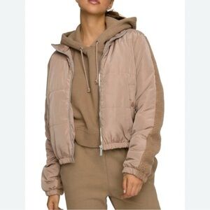 Good American Two Tone Puff High Pile Fleece Jacket Large
3 Taupe Bomber Cropped